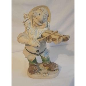 Snow White Bashful Dwarf Statue